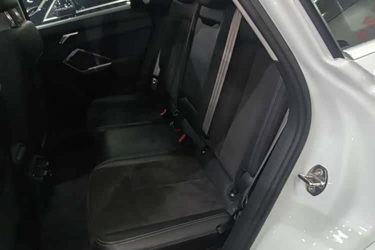 Audi Q3 2020 #13 Audi Q3 2020 صورة سيارة #13