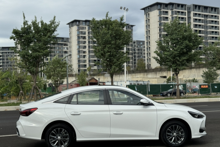 MG 5 2026 #8 MG 5 2026 image de voiture #8