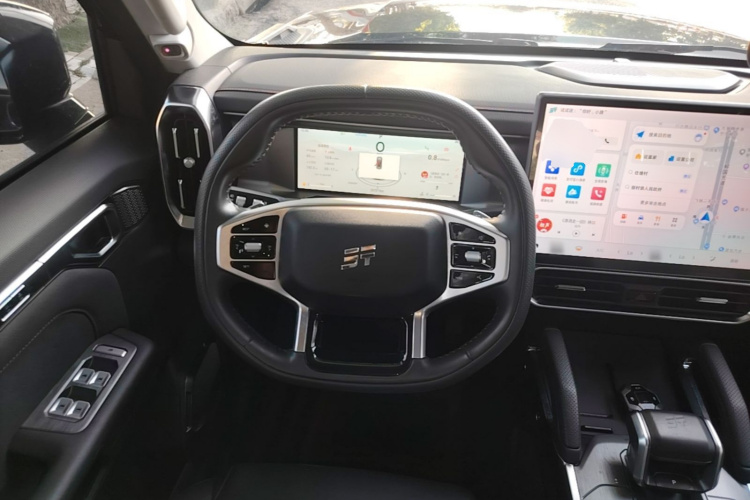 Jetour Traveller 2023 car image #15