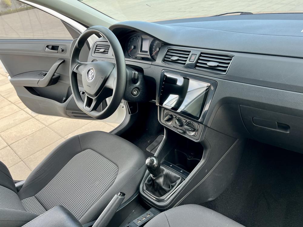 Volkswagen Santana 2022 car image #9