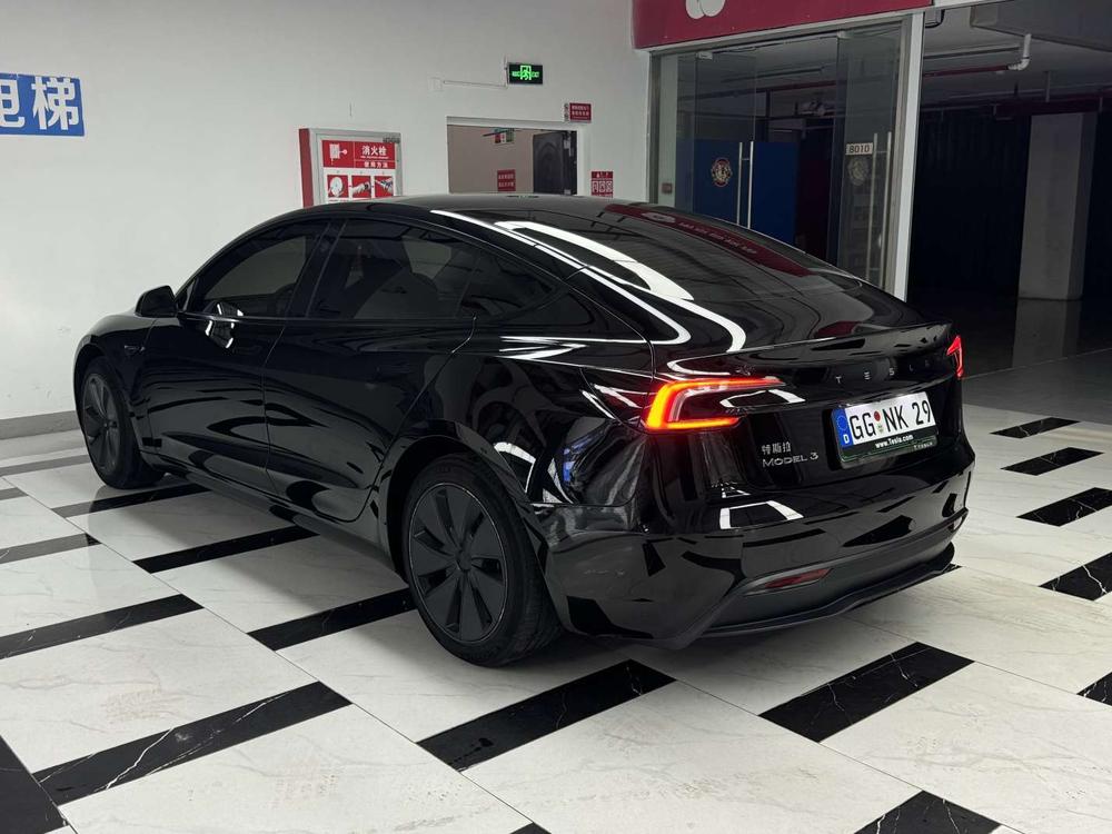 Tesla Model 3 2023 #4 Tesla Model 3 2023 car image #4