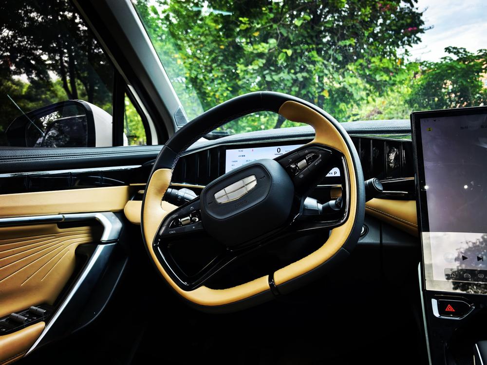 GEELY Boyue L 2024 изображение автомобиля #11