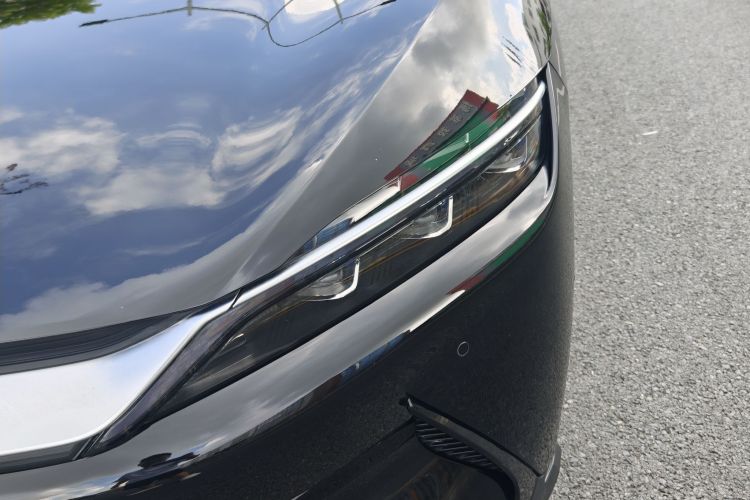 BYD Han 2021 car image #30