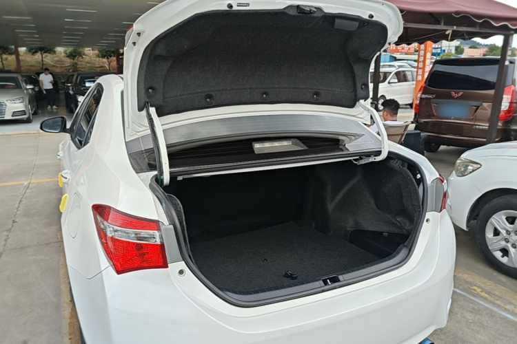 Toyota Corolla 2018 #19 Toyota Corolla 2018 car image #19