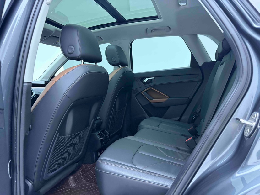 Audi Q3 2022 #8 Audi Q3 2022 car image #8