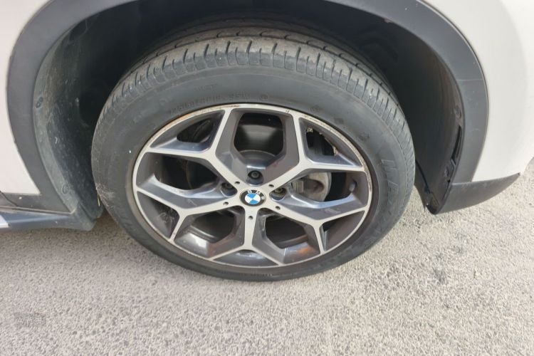 BMW X1 2019 #9 BMW X1 2019 car image #9