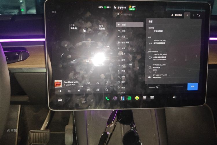 Tesla Model Y 2023 car image #15