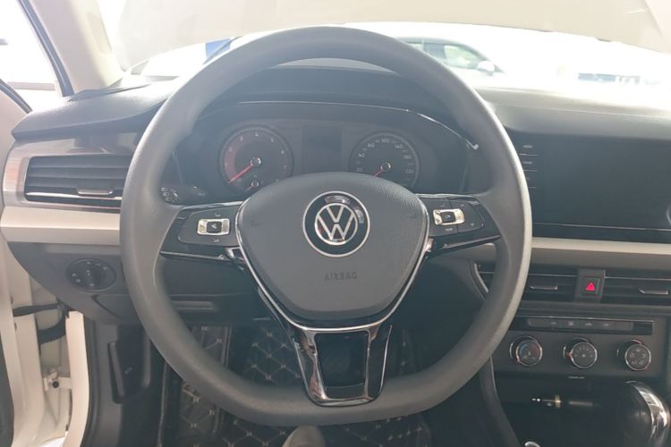 Volkswagen Lavida 2021 car image #11