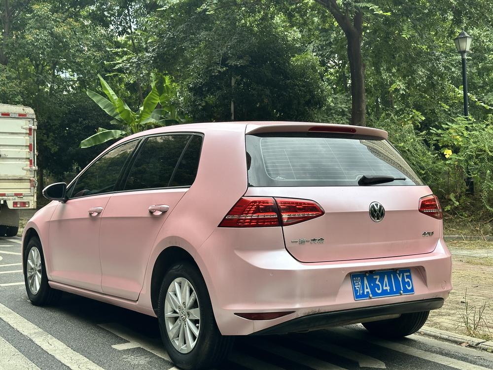 Volkswagen Golf 2014 car image #4