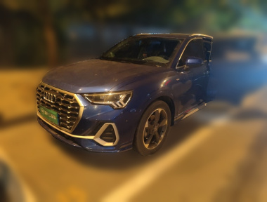 Audi Q3 2019 immagine di auto 