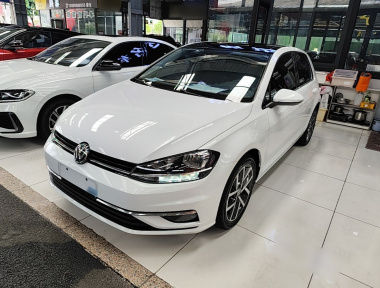 Volkswagen Golf 2020 Volkswagen Golf 2020 car image