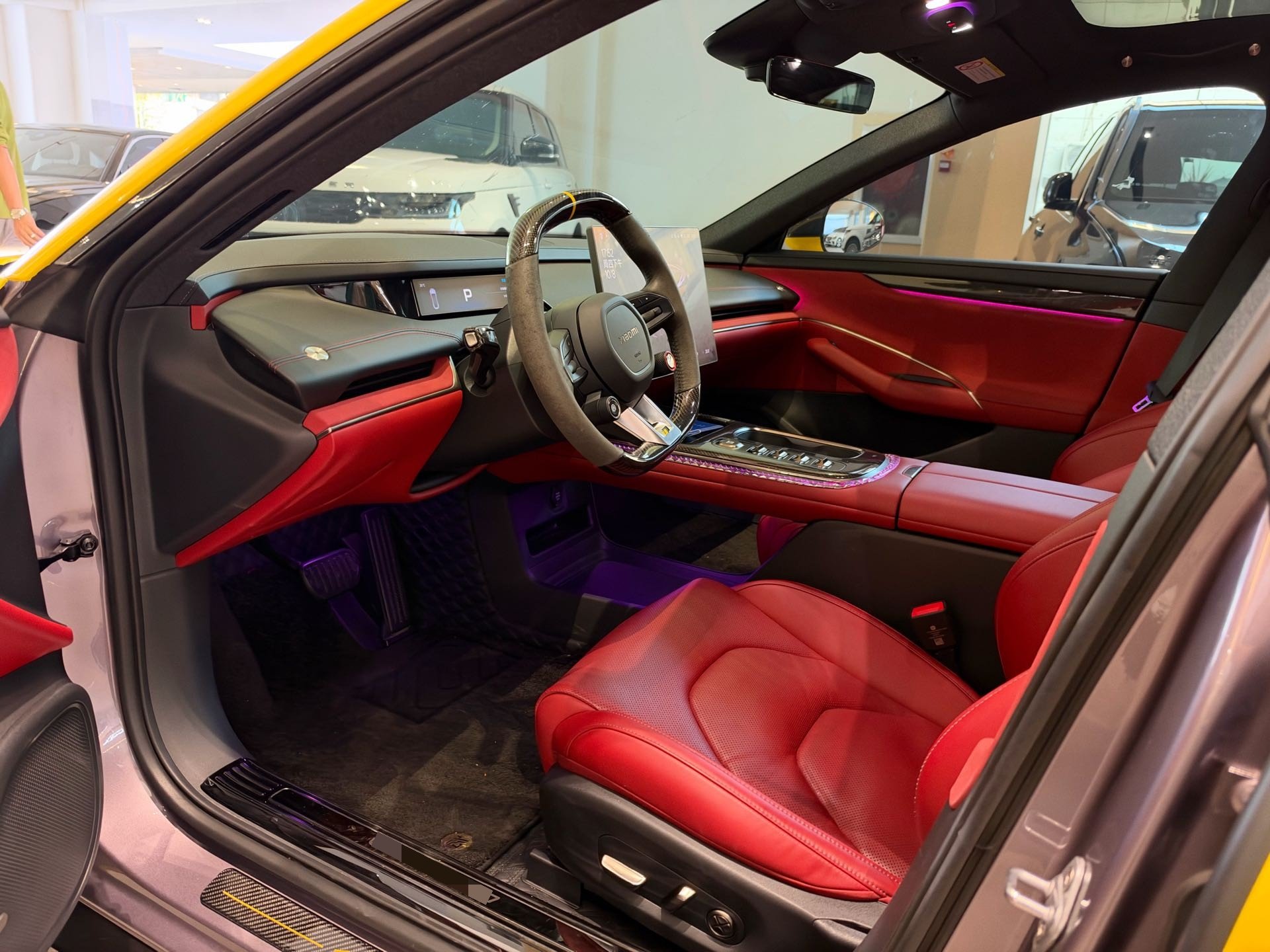MI SU7 2024 car image #2