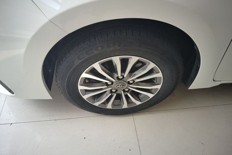 Toyota Corolla 2018 #7 Toyota Corolla 2018 car image #7