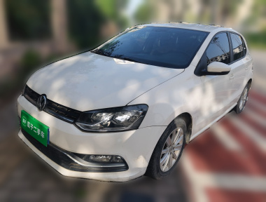 Volkswagen Polo 2016 car image 