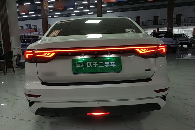 GEELY Emgrand 2022 #6 GEELY Emgrand 2022 car image #6