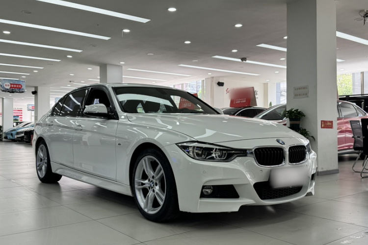 BMW 3 Series 2018 #4 BMW 3 Series 2018 car image #4