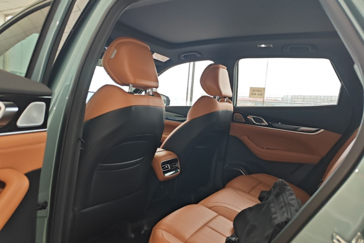 GEELY Boyue L 2025 #17 GEELY Boyue L 2025 изображение автомобиля #17