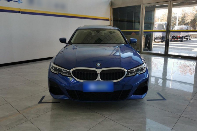 BMW 3 Series 2020 car image #3