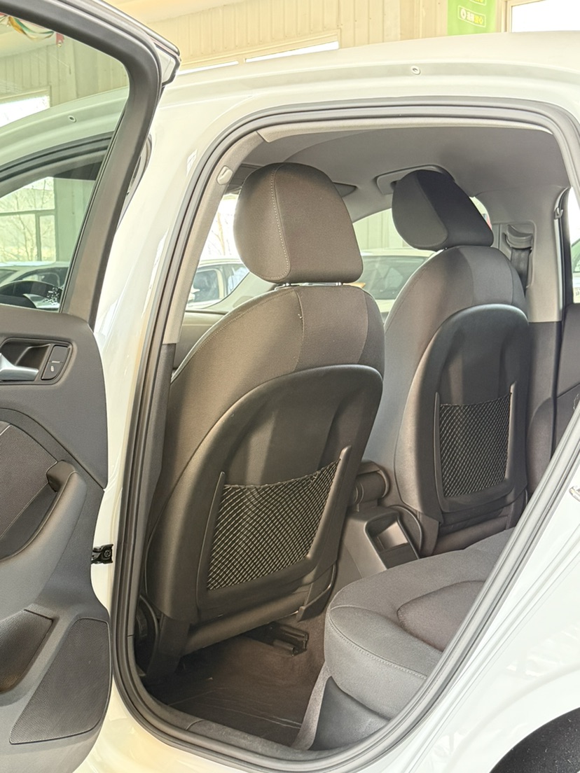 Audi A3 2019 car image #7