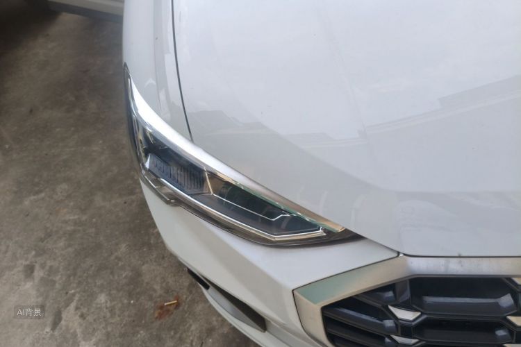 Audi Q3 2022 car image #8