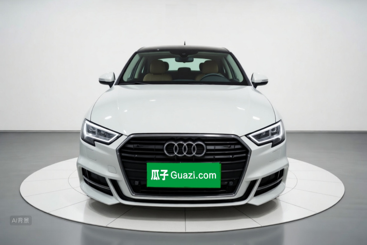 Audi A3 2019 car image #3