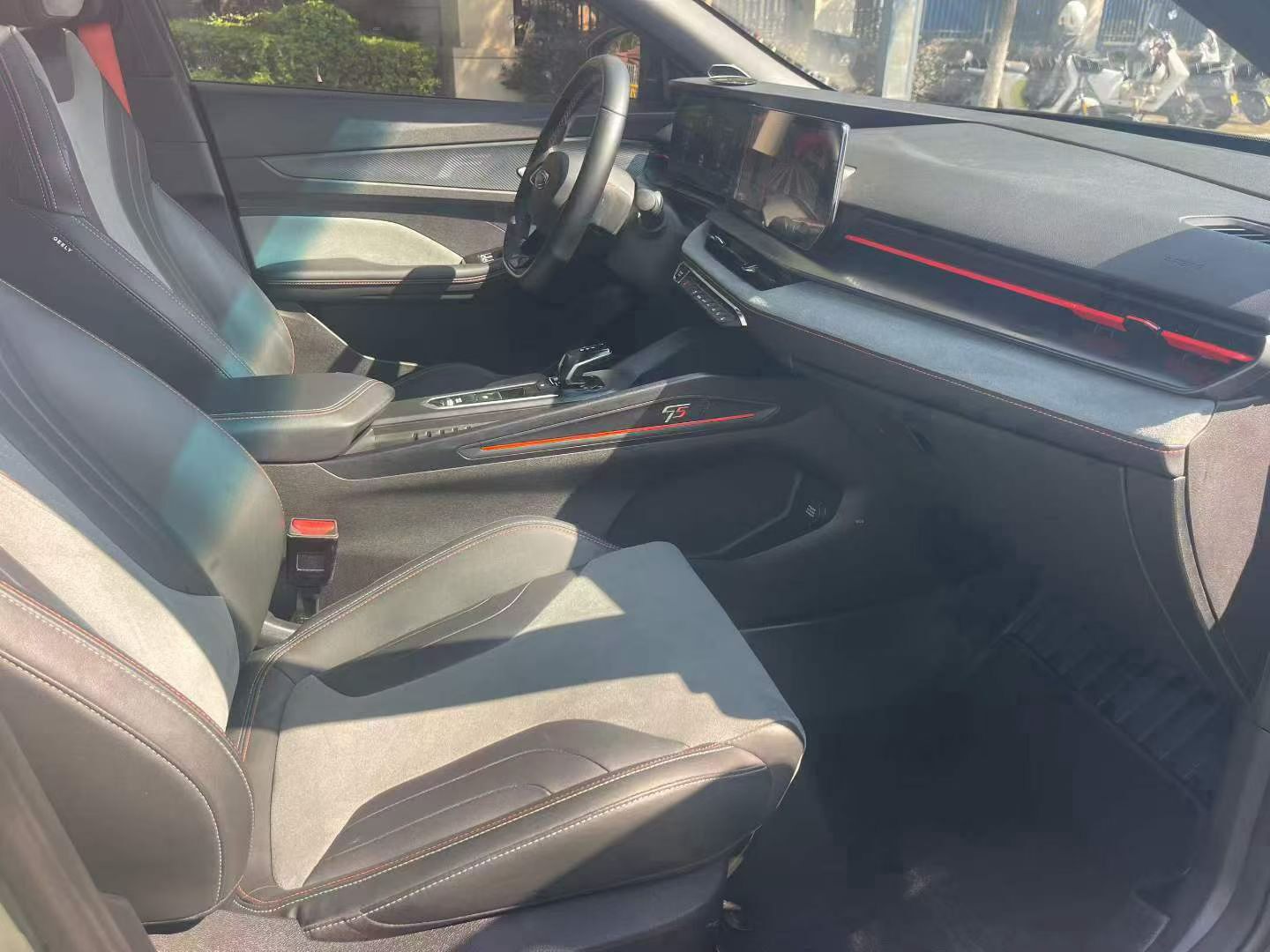 GEELY Binray 2023 #2 GEELY Binray 2023 изображение автомобиля #2