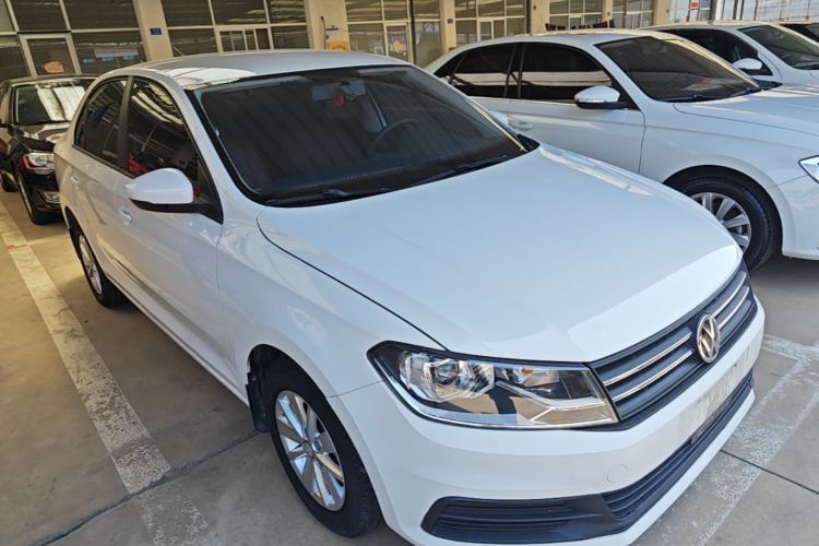 Volkswagen Santana 2017 car image #6