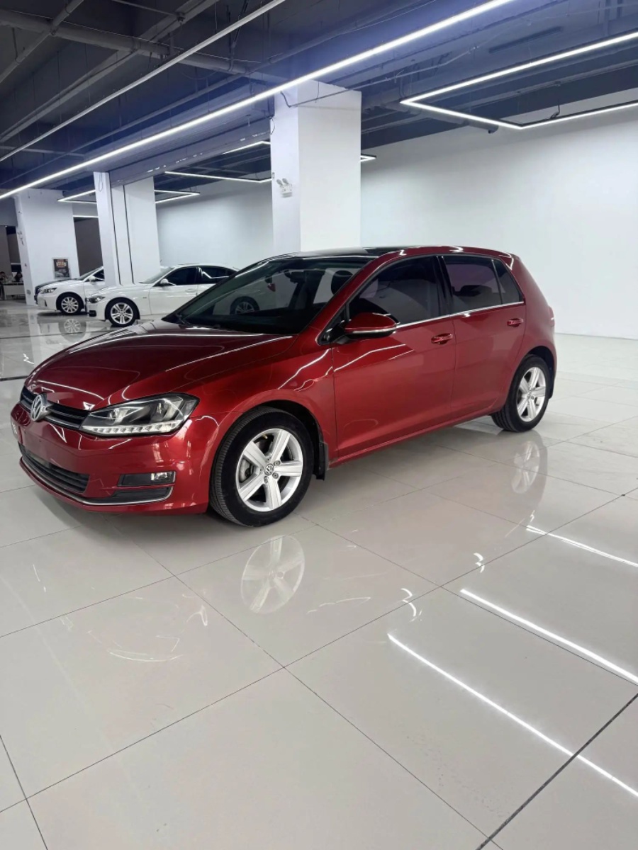 Volkswagen Golf 2015 Volkswagen Golf 2015 car image