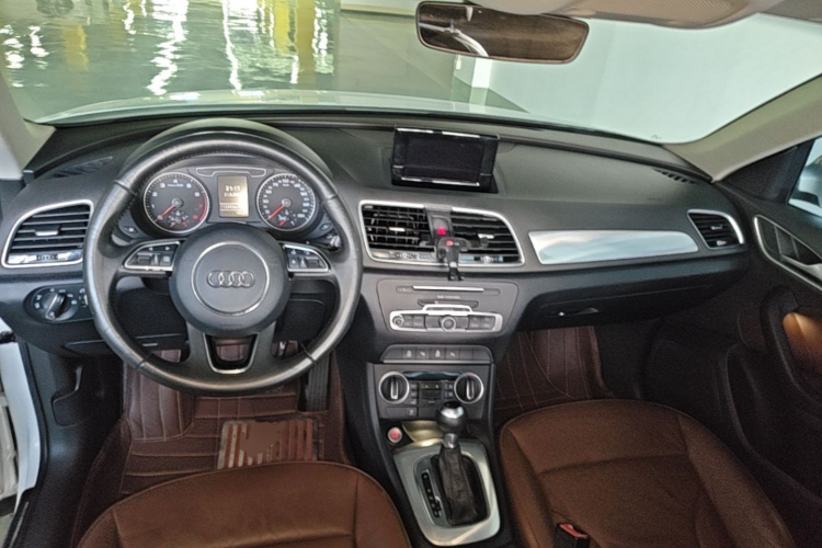Audi Q3 2017 #10 Audi Q3 2017 car image #10