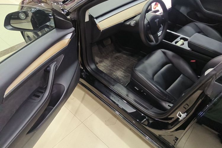 Tesla Model 3 2023 #12 Tesla Model 3 2023 car image #12