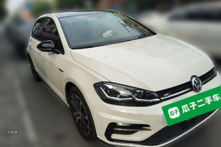 Volkswagen Golf 2020 car image #4