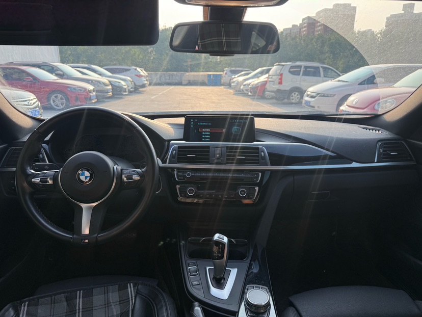 BMW 3 Series GT 2021 #4 BMW 3 Series GT 2021 car image #4