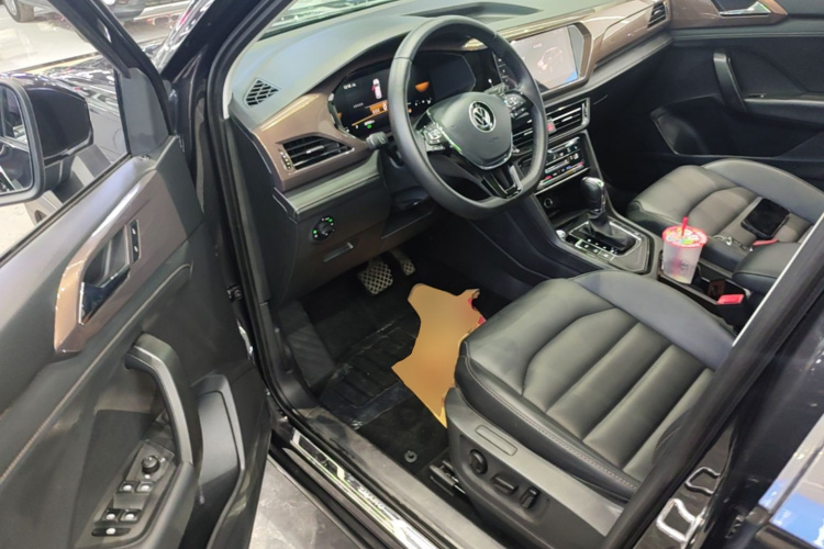 Volkswagen Tharu 2022 #16 Volkswagen Tharu 2022 car image #16