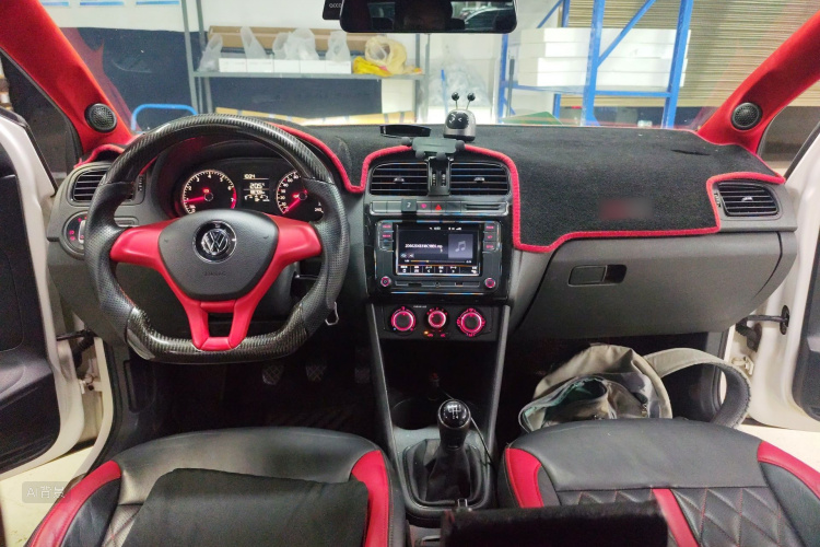 Volkswagen Polo 2016 صورة سيارة #11