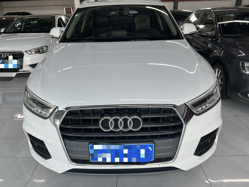 Audi Q3 2018 imagen de coche #2