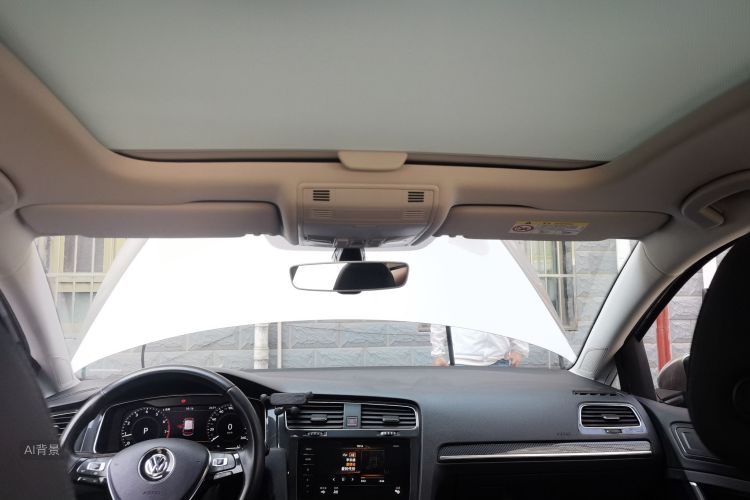 Volkswagen Golf 2020 car image #20