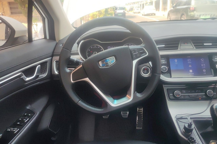GEELY Emgrand GS 2017 #12 GEELY Emgrand GS 2017 car image #12
