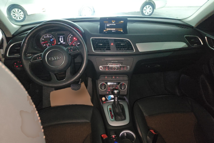 Audi Q3 2018 #11 Audi Q3 2018 car image #11