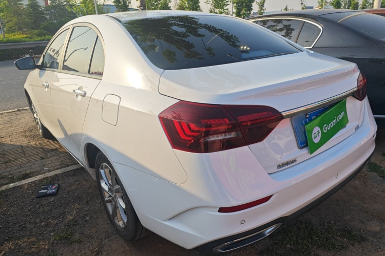 GEELY Emgrand 2022 immagine di auto #7