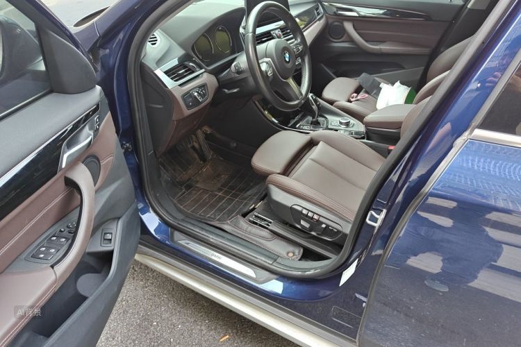 BMW X1 2020 car image #18