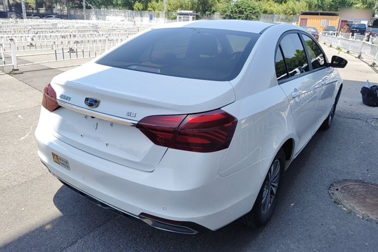 GEELY Emgrand 2019 #5 GEELY Emgrand 2019 car image #5
