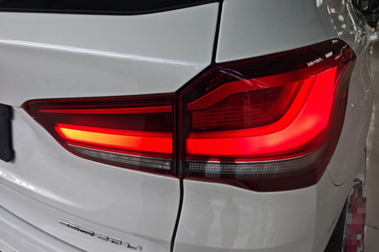 BMW X1 2021 #8 BMW X1 2021 immagine di auto #8
