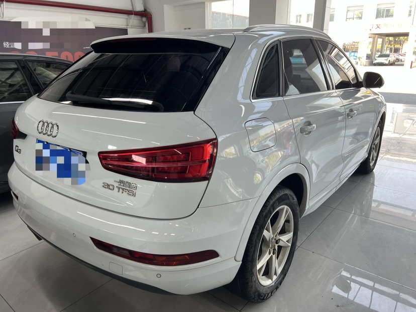 Audi Q3 2018 imagen de coche #7