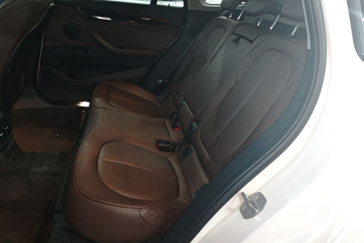 BMW X1 2018 #13 BMW X1 2018 car image #13