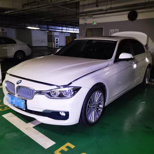 BMW 3 Series 2018 BMW 3 Series 2018 car image