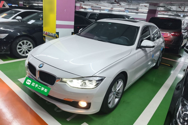 BMW 3 Series 2017 car image #2