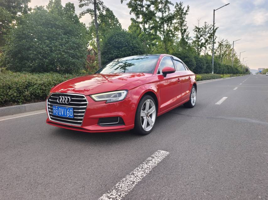 Audi A3 2018 imagen de coche #2