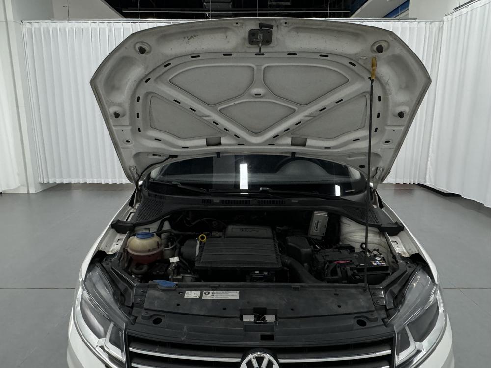 Volkswagen Santana 2019 #10 Volkswagen Santana 2019 car image #10