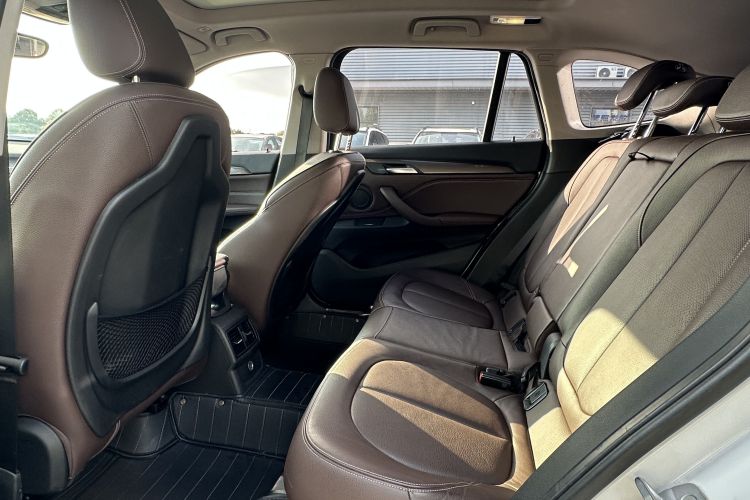 BMW X1 2018 #13 BMW X1 2018 car image #13