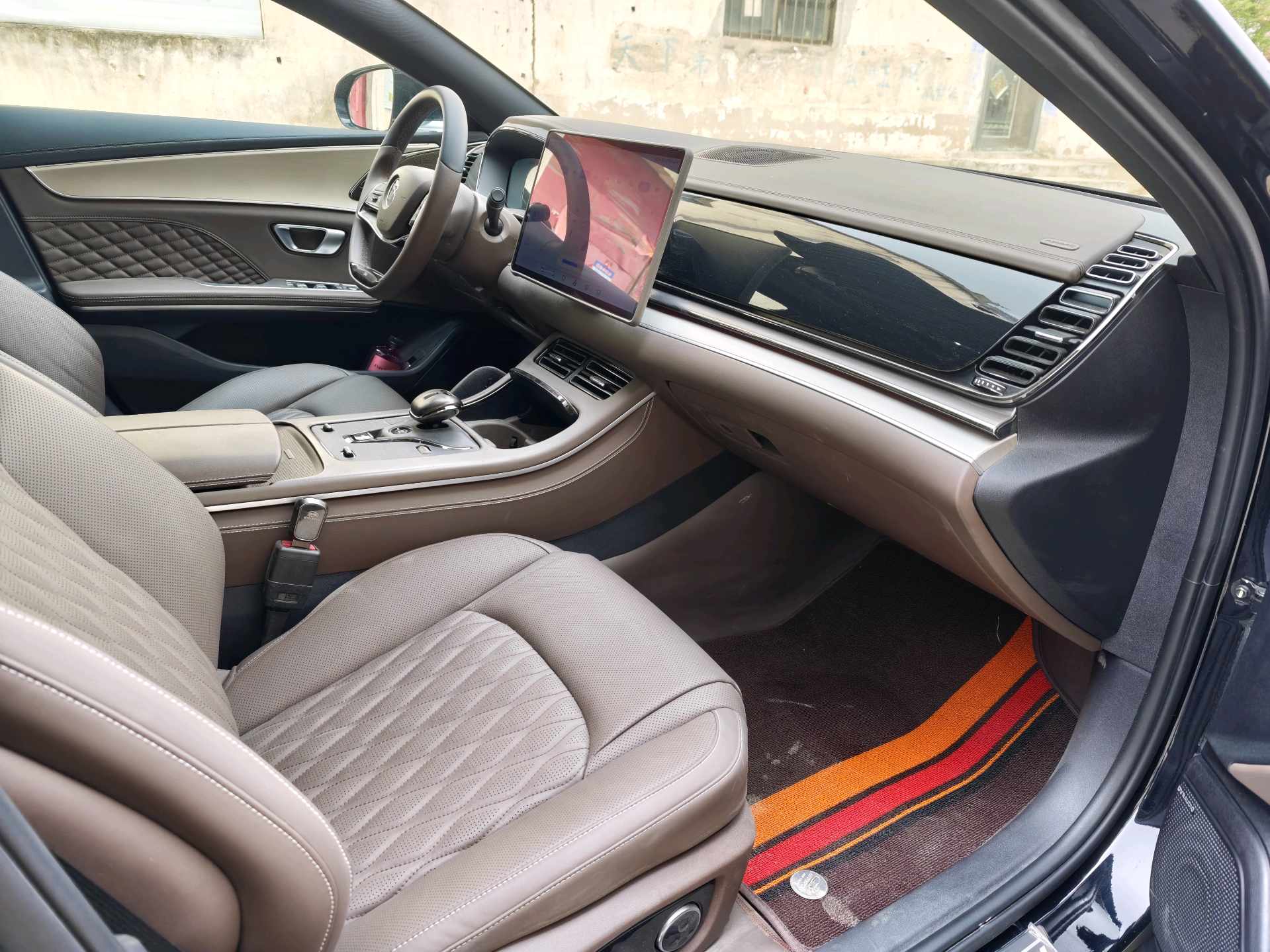 BYD Han 2024 car image #9